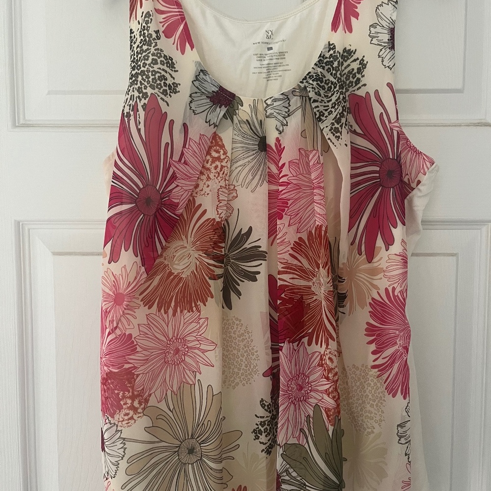 Sleeveless top